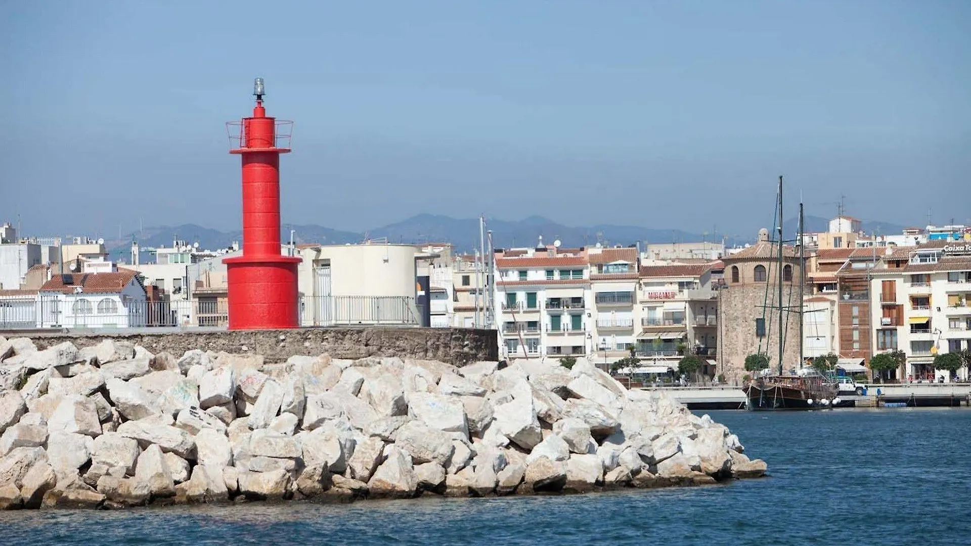 Apartamentos Port Eugeni Cambrils 0*,